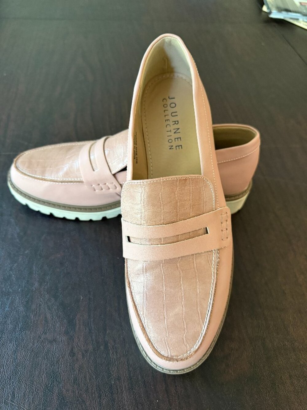 LIGHT PINK Journee Penny Loafer Size 11